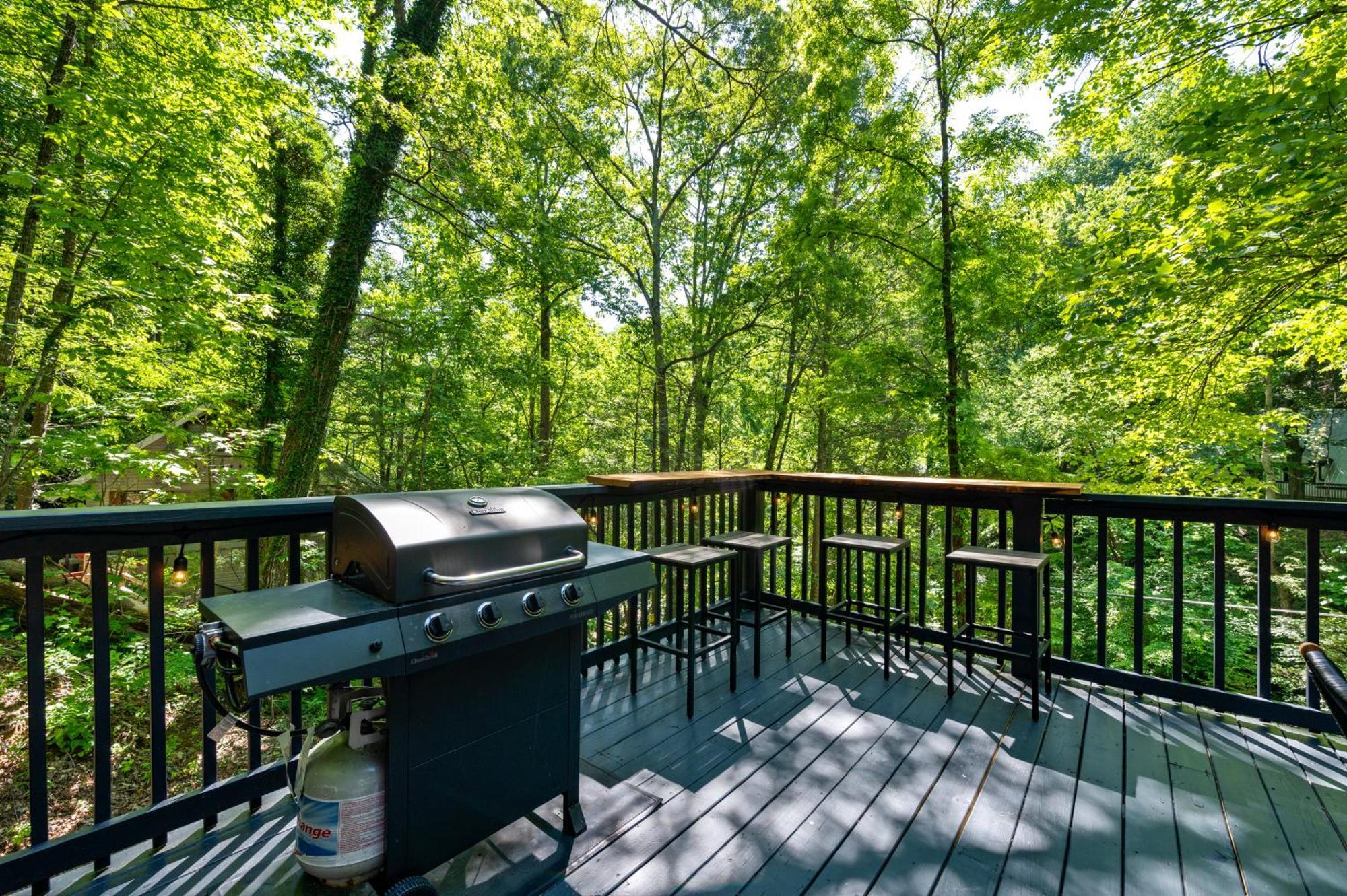 Escape To Sugar Chalet: The Rustic Modern Retreat Gatlinburg Exterior photo