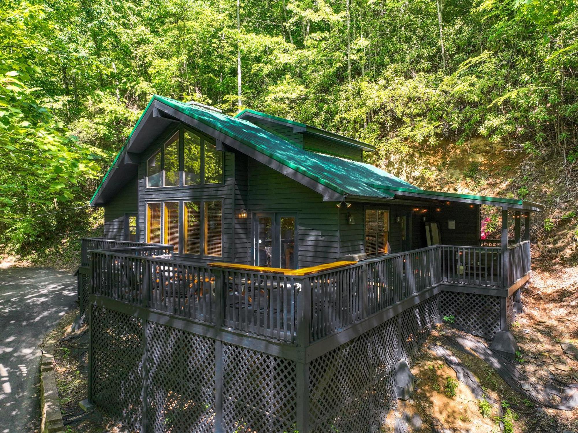 Escape To Sugar Chalet: The Rustic Modern Retreat Gatlinburg Exterior photo
