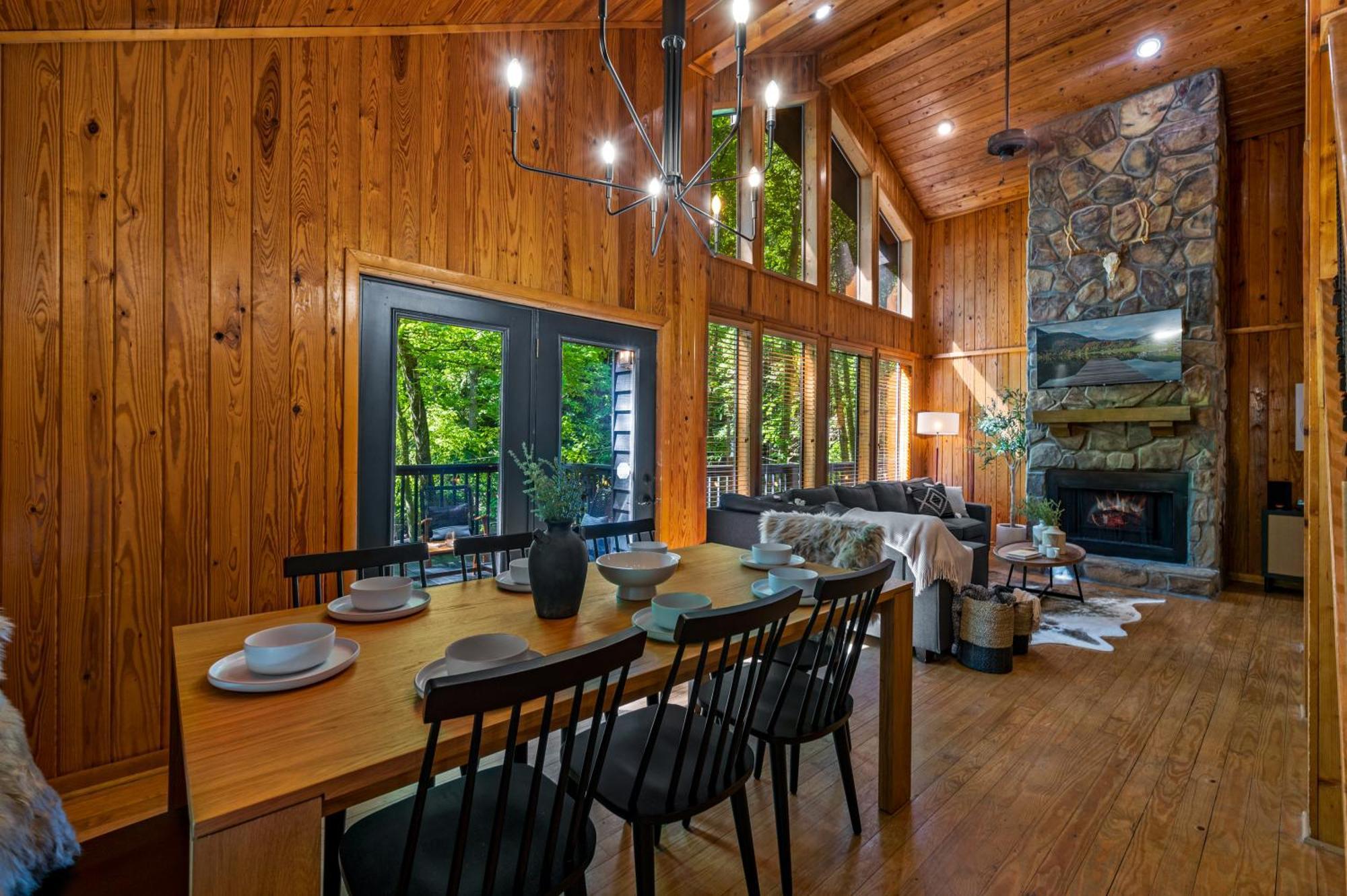 Escape To Sugar Chalet: The Rustic Modern Retreat Gatlinburg Exterior photo