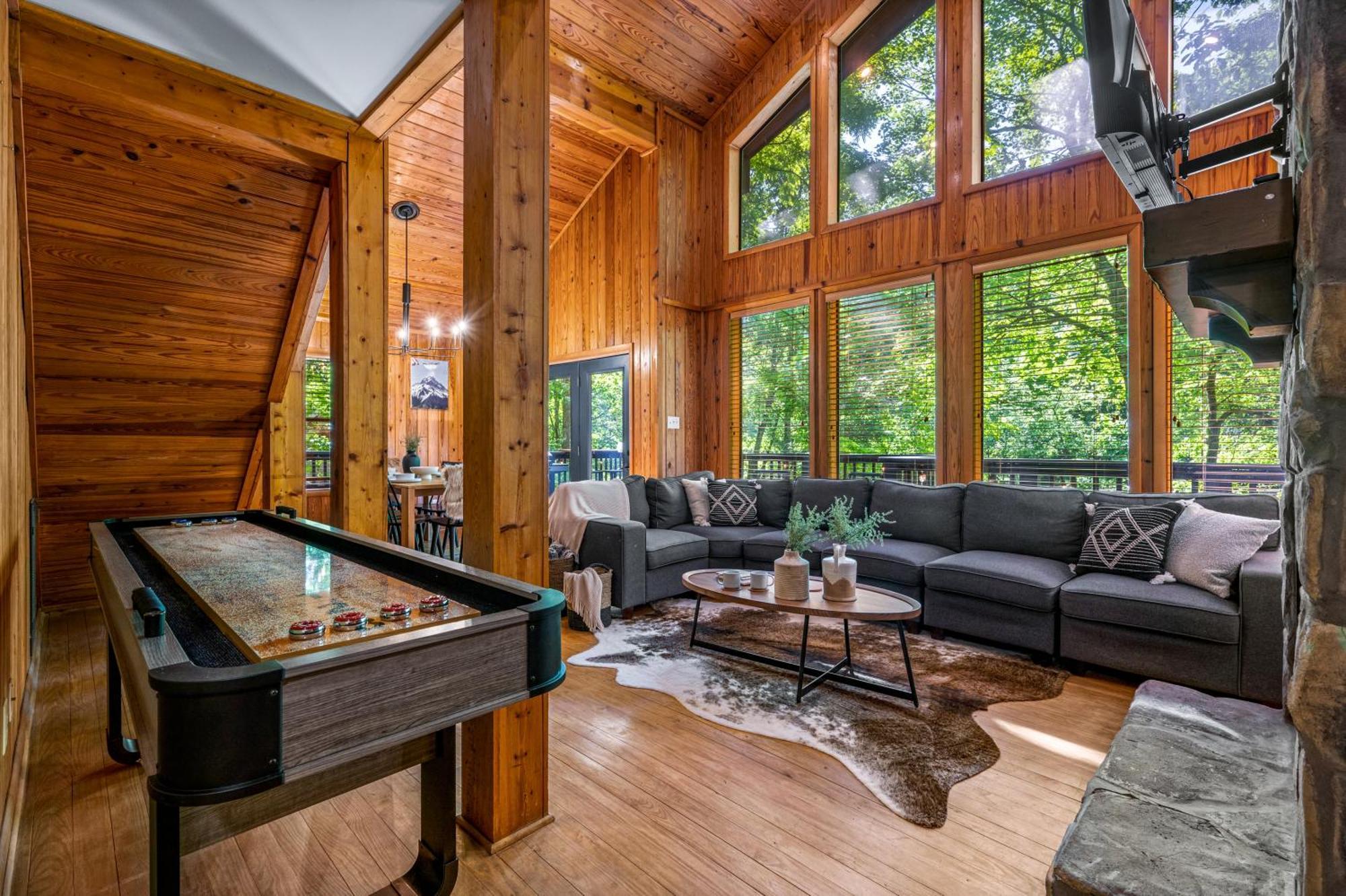 Escape To Sugar Chalet: The Rustic Modern Retreat Gatlinburg Exterior photo